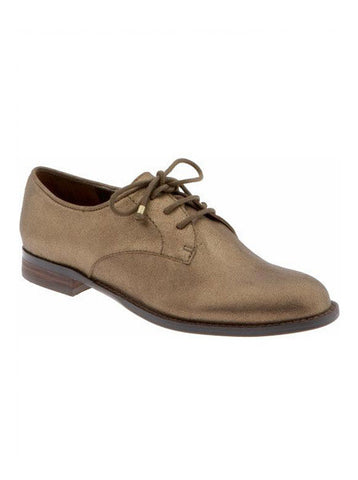Brown oxford shoe
